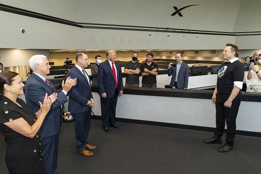 SpaceX, Crosetto: la Difesa non ha approvato alcun accordo