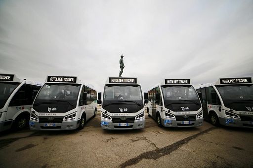 Firenze, nel centro 12 nuovi bus elettrici entrano in servizio