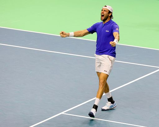 Tennis, Berrettini rimonta Norrie e avanza a Melbourne