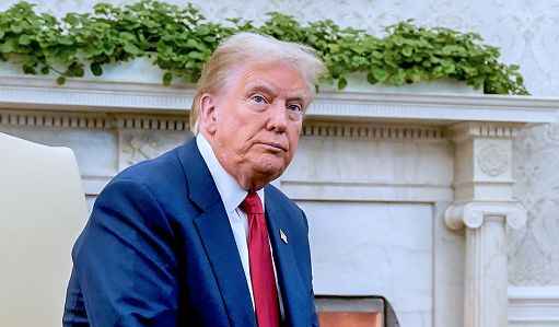 FT: Ue temporeggia su multe a big tech Usa in vista di arrivo Trump