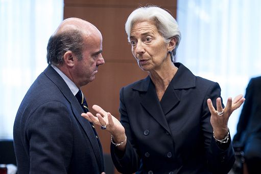 Bce, De Guindos: prevediamo di continuare a ridurre freno monetario