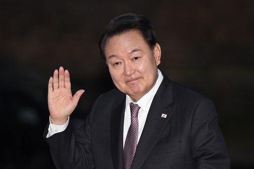 Sudcorea, Yoon si rifiuta ancora di presentarsi a testimoniare
