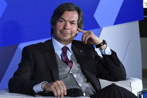 Intesa Sanpaolo: utili a 8,7 mld nel 2024, alzati i target 2025