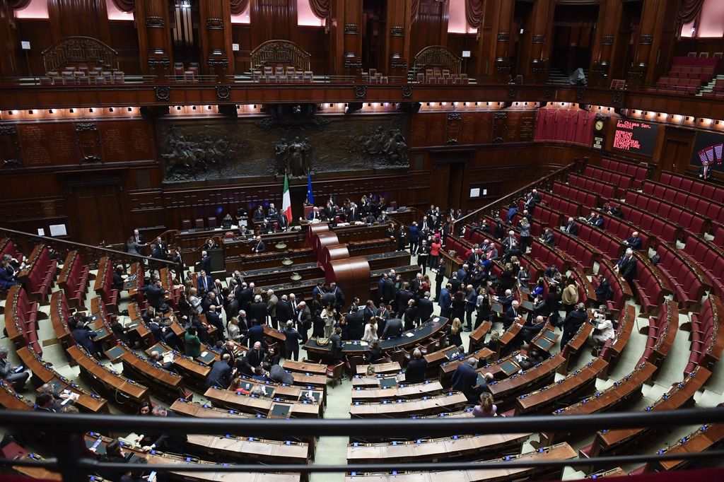 Consulta, eletti i quattro giudici. Quei segnali in Fi e dalla Lega