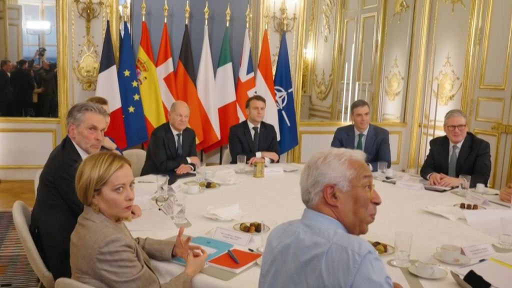 Ucraina, Macron: con i leader Ue, Trump e Zelensky lavoreremo ad una pace forte