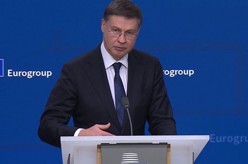 Ue, il commissario Dombrovskis: per Rearm EU valutiamo Bei, fondi di coesione e Mes