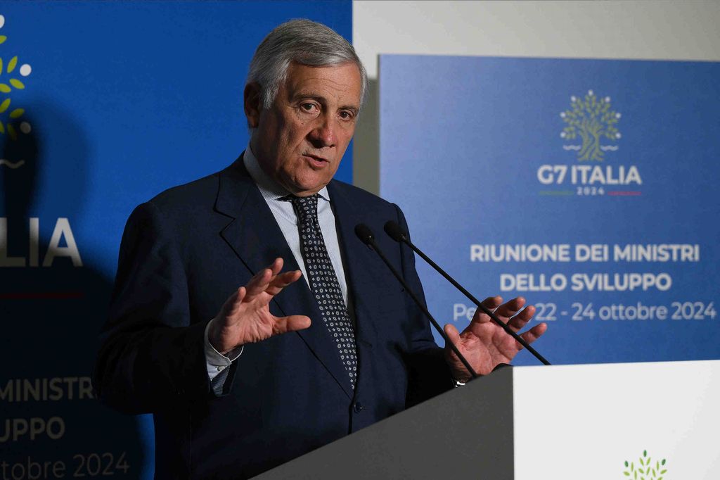 Tajani: partiti quaquaraqua? Solo riferimento teorico, non rivolto a Lega