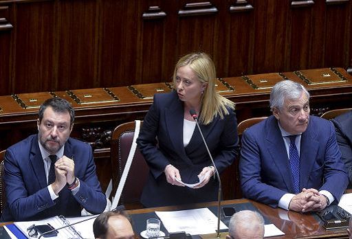 Oggi confronto Meloni-Tajani-Salvini prima del vertice di Parigi