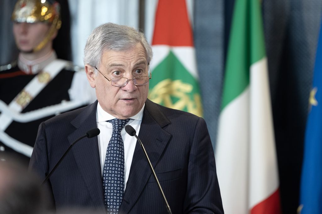 Tajani: per Ucraina forza interposizione solo con Onu, tutti coinvolti