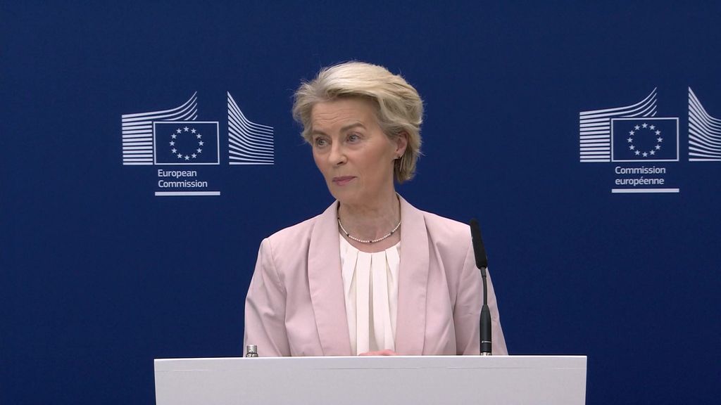 Ue, von der Leyen: i dazi Usa “duro colpo”, “pronti a reagire” ma non è tardi per negoziare