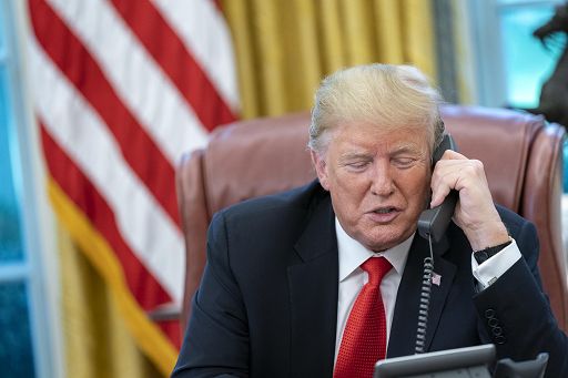 Usa, Trump valuta nuove sanzioni per spingere Putin a trattare