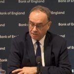 Gb, Banca d’Ingliterra taglia tassi di 0,25 punti al 4,25%