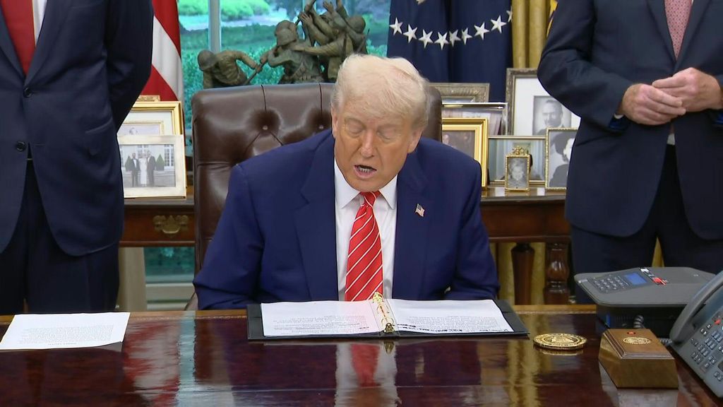 Dazi, Trump e Starmer annunciano l’accordo commerciale, anche se i “dettagli sono da definire”