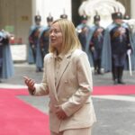 Meloni a Leone XIV: bene richiamo alla pace, mondo ne ha bisogno