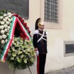 Mattarella a via Caetani per l’omaggio ad Aldo Moro