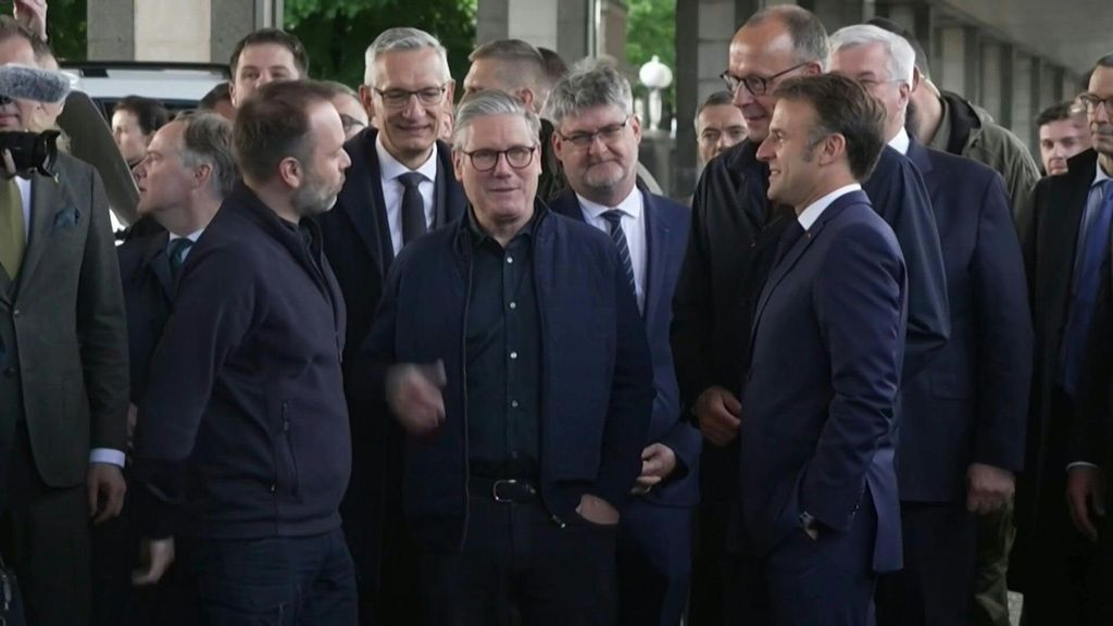 Leader europei a Kiev, Meloni in videoncoferenza a incontro con Zelensky