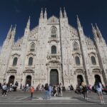 Milano, il femminicida evaso è morto lanciandosi dal Duomo: trovato il cadavere della collega