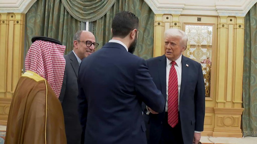 Siria, Trump ha chiesto ad Al-Sharaa di aderire agli Accordi di Abramo