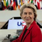 Corte Ue: violate norme di trasparenza per Sms von der Leyen-Bourla