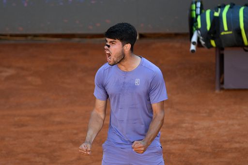 Tennis, Sinner battuto, Alcaraz vince gli Internazionali a Roma