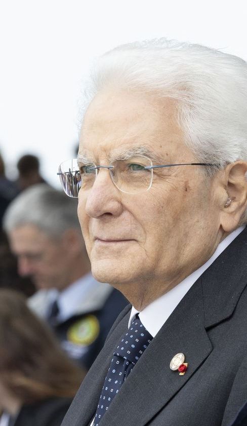 Difesa Ue, Mattarella: colmare ritardi, è sfida cruciale per incidere