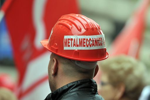 Metalmeccanici, domani 8 ore di sciopero per il rinnovo del contratto