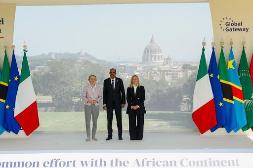 Summit Italia-Ue-Africa, i progetti e gli accordi di cooperazione