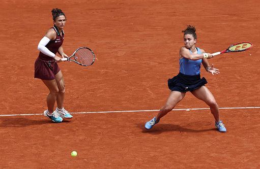 Tennis, ritiro Badosa: Errani-Paolini in finale doppio a Berlino