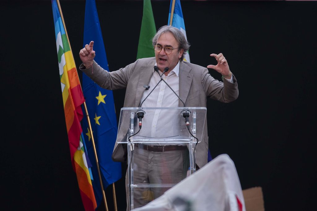 Iran,Bonelli(Avs):Meloni spieghi sua Italia telecomandata da Usa e Israele
