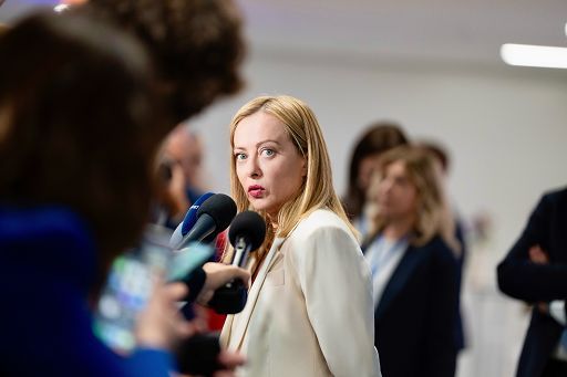 Il summit a L’Aia, Meloni: “Ora la Nato è più forte e compatta”. Ma resta il nodo Spagna