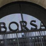 Borsa, il risiko bancario ha fatto volare Milano: banche +34% in 6 mesi, Unicredit +46%
