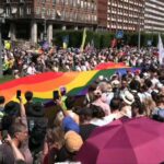 Al Pride di Budapest anche Pd, M5s, +Europa e Calenda. Schlein: non si può vietare l’amore per legge