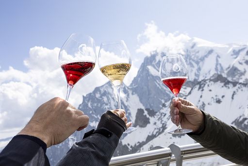 Vino, l’incontenibile leggerezza del Lambrusco Doc sul Monte Bianco