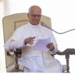 Il Papa: abbiamo le orecchie invase da input digitali e non ascoltiamo il cuore