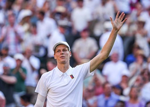 Tennis, capolavoro Sinner: Wimbledon è sua