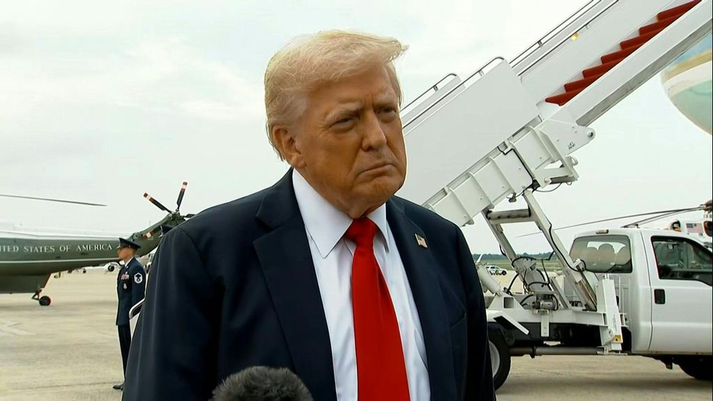 Trump: Putin mi ha deluso, è gentile poi bombarda tutti. Invieremo i Patriot a Kiev (ma pagherà la Nato)