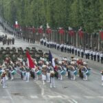 Francia, alla Festa della Bastiglia la sfilata delle forze armate come una “vera operazione militare”