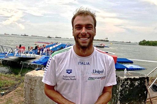Nuoto, Paltrinieri nuoterà con taping, niente vasca solo fondo
