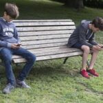 Daniele Novara a Butti: In Italia servono limiti età a uso smartphone