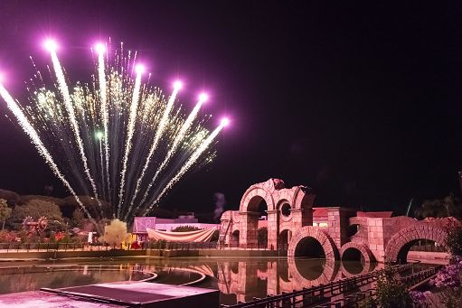A Cinecittà World Roma si accende con Stelle di Fuoco