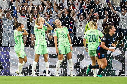 Calcio le Azzurre battute 2-1 dall’Inghilterra in semifinale