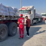 Gaza, entrano camion con aiuti dopo “pausa tattica” Idf in tre zone