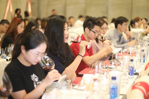 Vino, “Chianti Academy 2025”, Busi: in Cina per formare ambasciatori