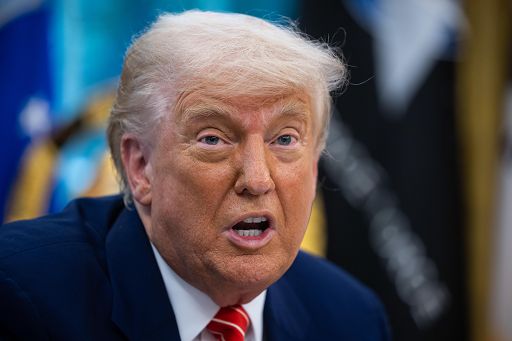 Dazi, Trump: possibile 25% per chiunque compri petrolio russo