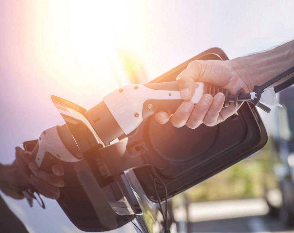 Auto: in Europa elettriche al 32,6% a settembre, Italia al 7,6%